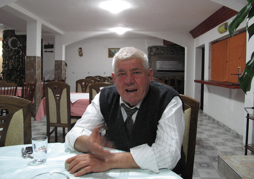 Abdulah, dono de pensão em Srebrenica