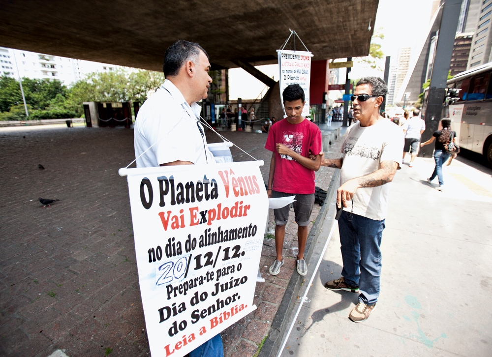 Ouvindo um profeta do apocalipse na Paulista