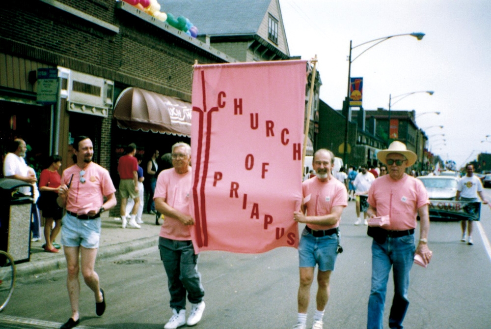 O Templo de Priapo em parada gay nos EUA