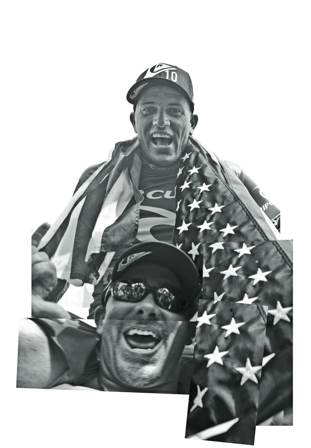 Com a bandeirinha de Porto Rico e enrolado na bandeirona americana, carregado pelo irmão Steven