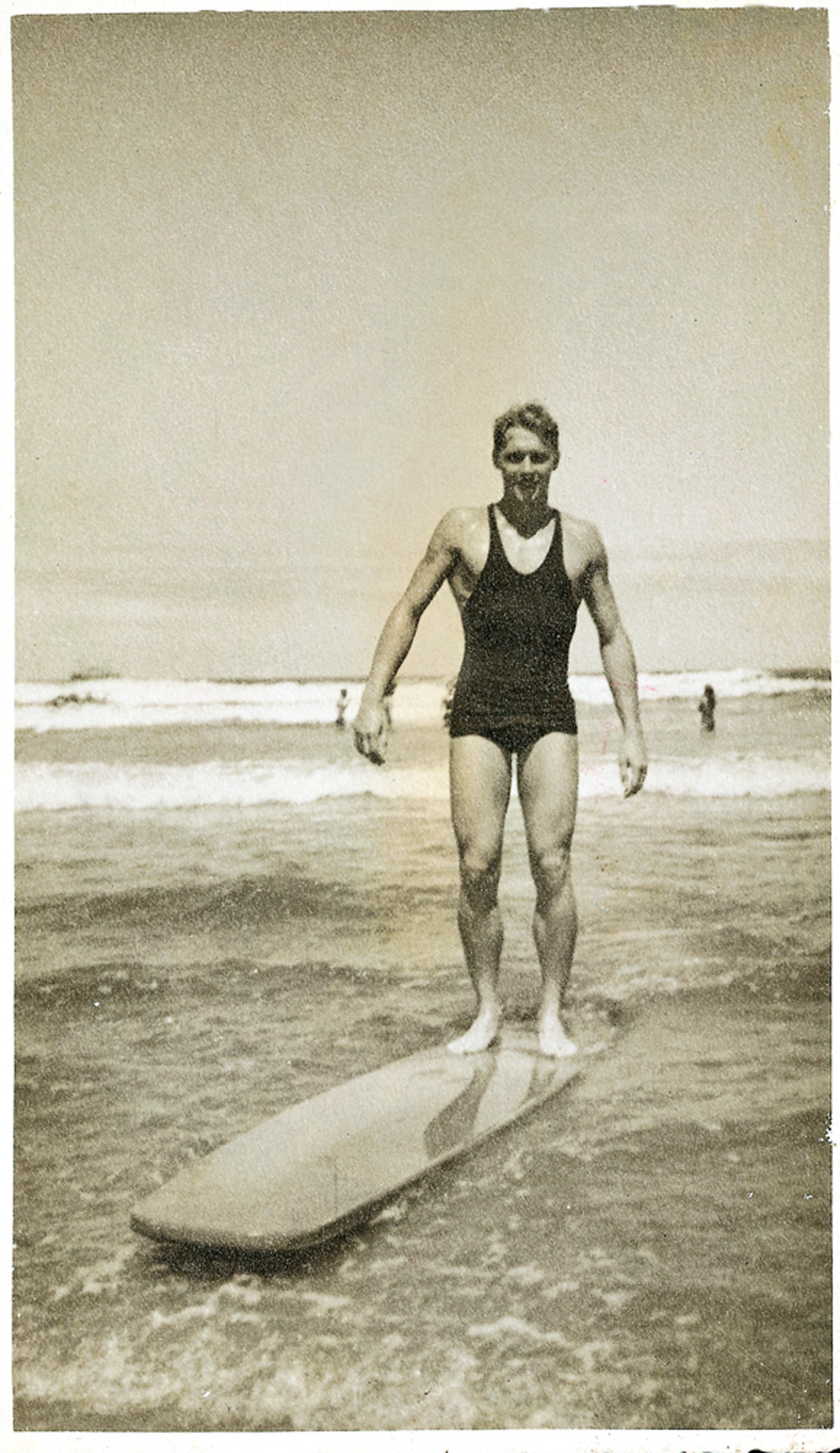 Thomas Rittscher (1917/2012): nacionalidade: norte-americano naturalizado brasileiro / principal feito: primeiro homem a surfar no Brasil, por volta de 1936 / Registro: entrevista na Trip 94 [2001]