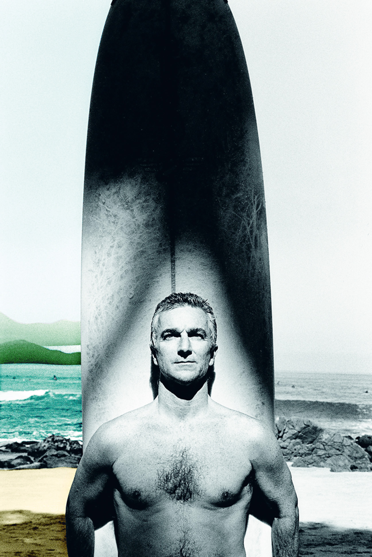 'O surfwear não morreu, renovou-se com a força do espírito da moçada que vem de trás, querendo arrebentar de qualquer maneira' Sidão Tenucci, surfista, jornalista e um dos pioneiros da surfwear brasileira com a marca OP