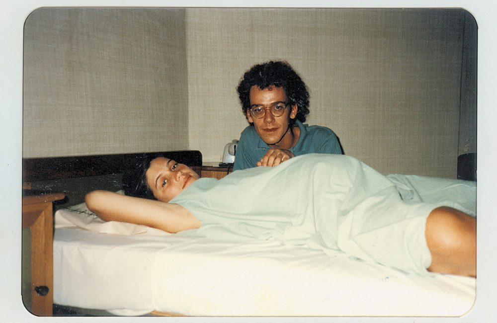 Com Vânia no dia do nascimento do primeiro filho, Theodoro, em 1986