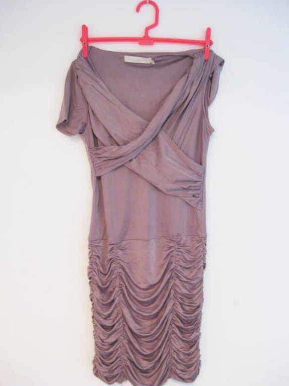 Vestido Drapeado Nude Cris Barros - R$ 300