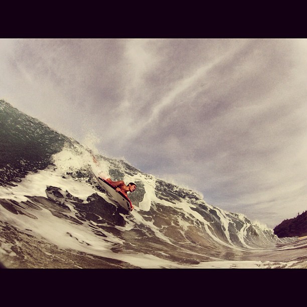 Waimea Bay, Havaí (@atroxofficial)