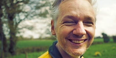 Julian Assange: o atacante