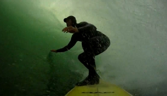 James Taylor quebra uma vértebra em show de reality surf