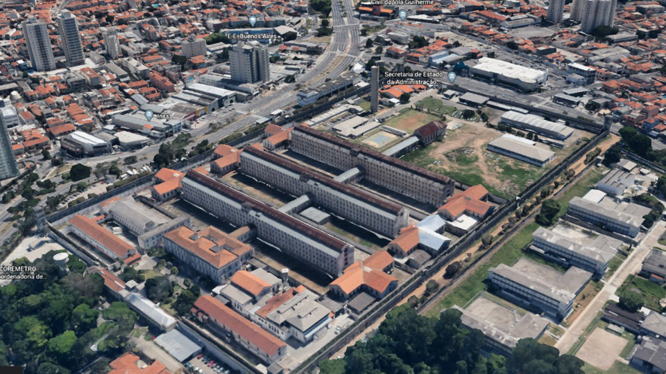 A Penitenciária Feminina Sant'Ana é a maior do estado de São Paulo, com mais de 2200 detentas