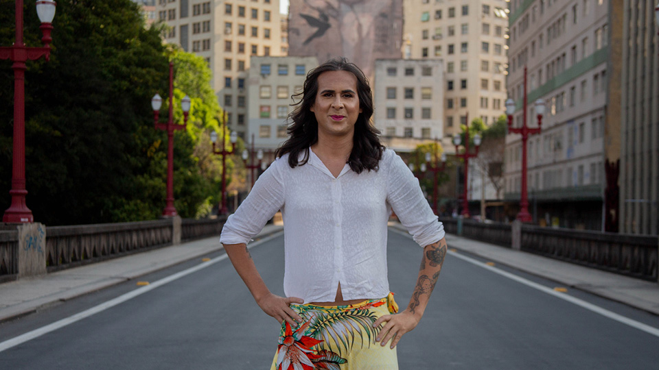 Professora de Literatura e idealizadora da ONG Transvest, Duda Salabert foi a primeira transexual eleita em Belo Horizonte e a parlamentar mais votada da história da cidade