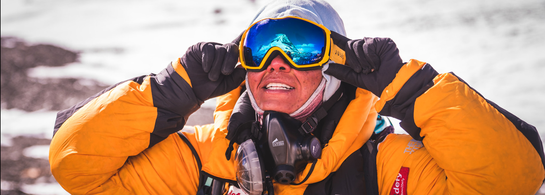 Aretha Duarte em sua jornada ao cume do Monte Evereste