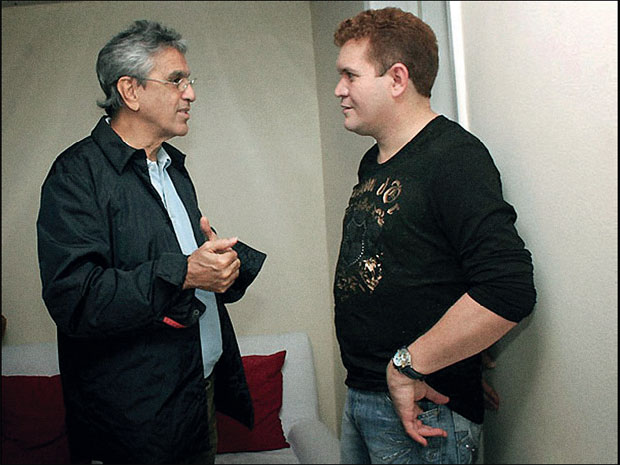 Com Caetano Veloso, que já rasgou elogios à Banda Calypso