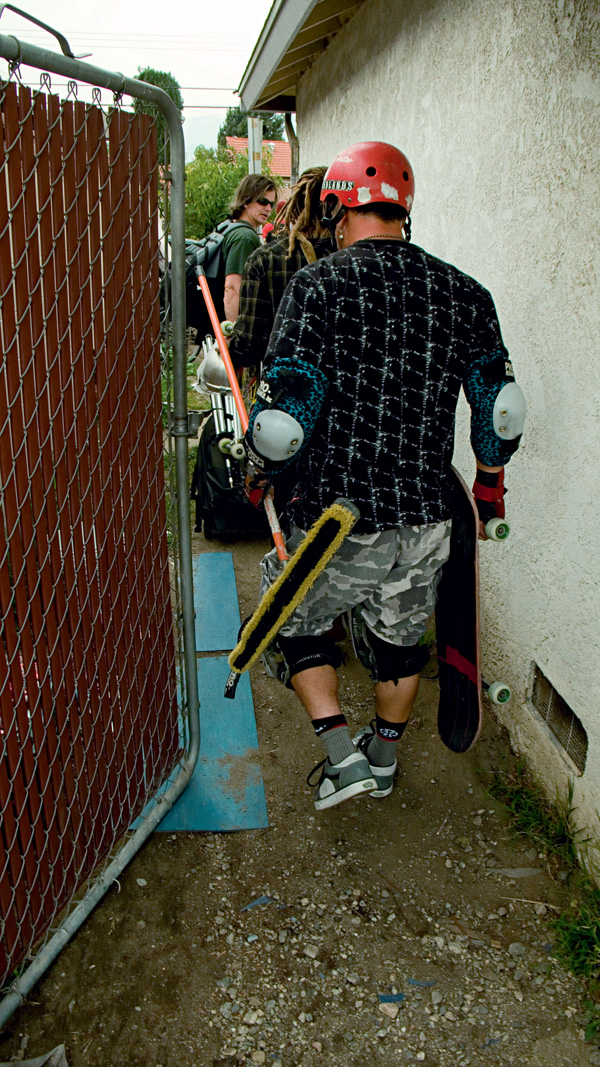 Skate e vassoura: equipamentos básicos nas Salba Sessions