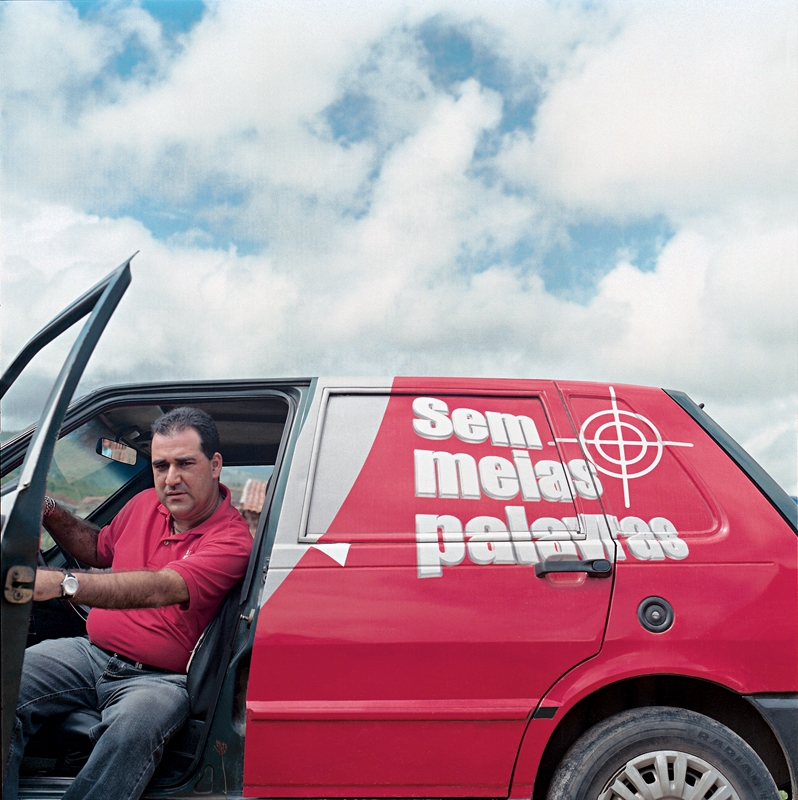 Na viatura do Sem meias palavras