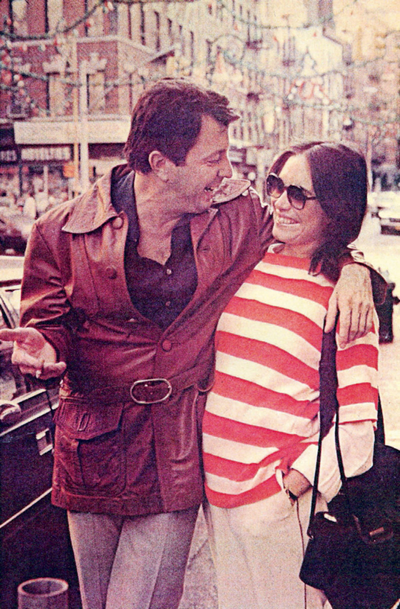 m Nova York com a então namorada Regina Duarte, na época do Malu mulhe