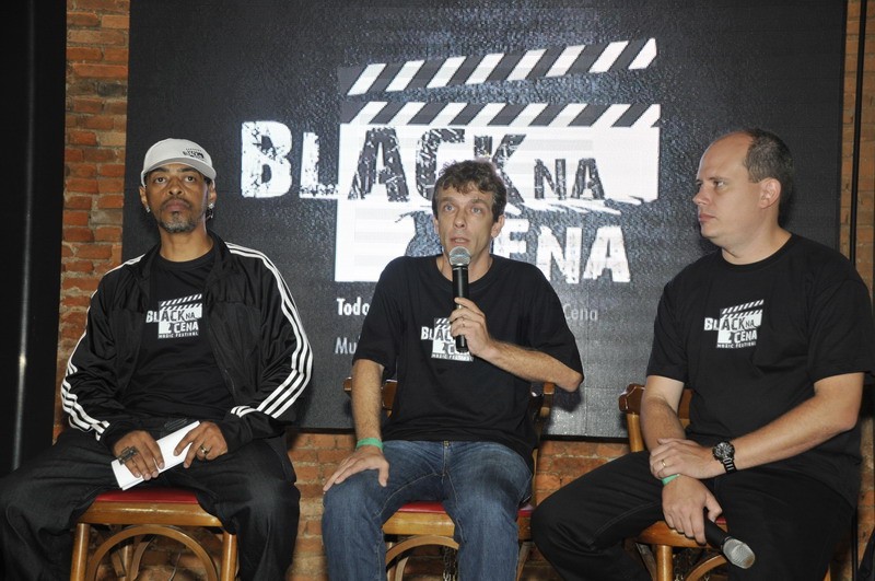 Coletiva Black na Cena