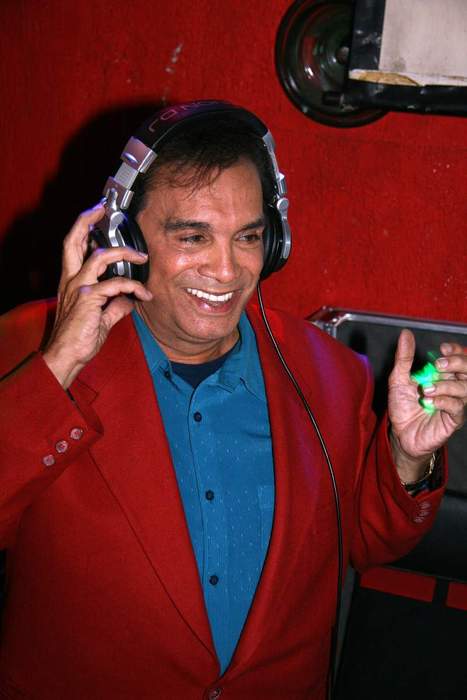 Dedé Santana ataca de DJ