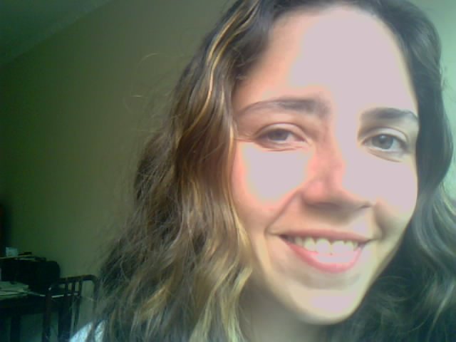 Estela adora ir à feira e comprar ingredientes desconhecidos para experimentar em casa