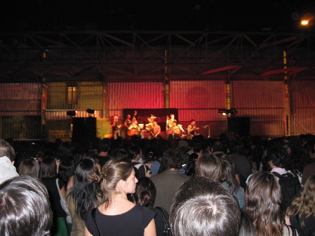 Onda Vaga domingo passado no Konex. Calor e um céu cheio de estrelas rabiscado no céu!
