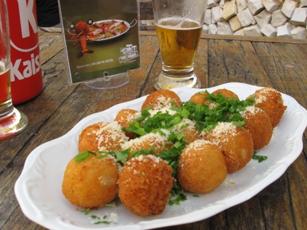 Acho o máximo pedir uma porrrção