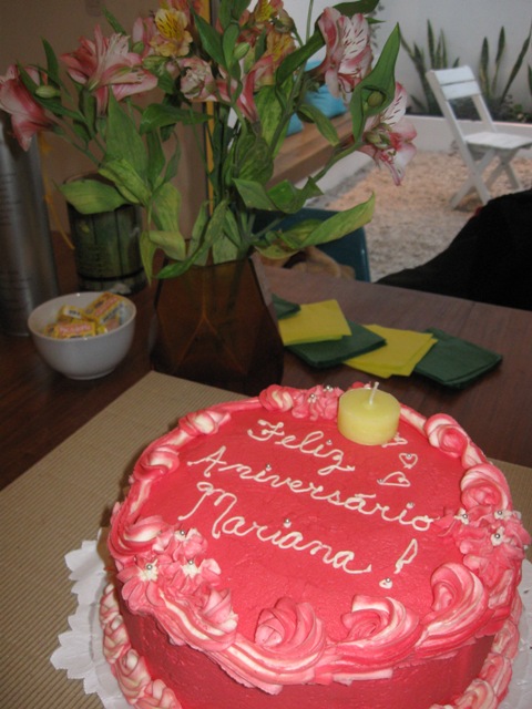 Parabéns, Mari! Parabéns Luís Fabiano e Elano!