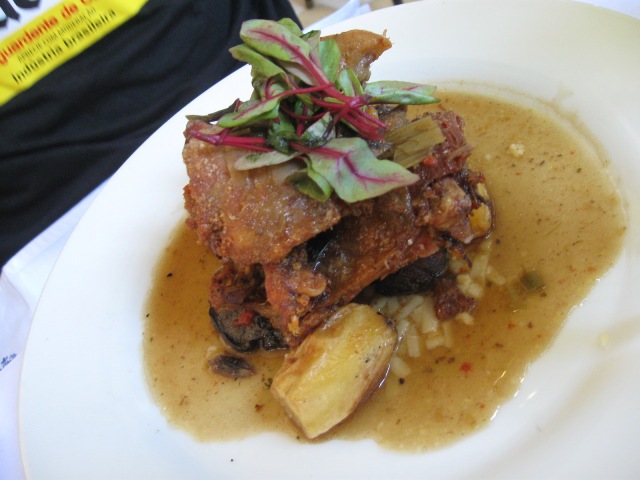 O confit de pato que eu não provei porque não como nada que faça