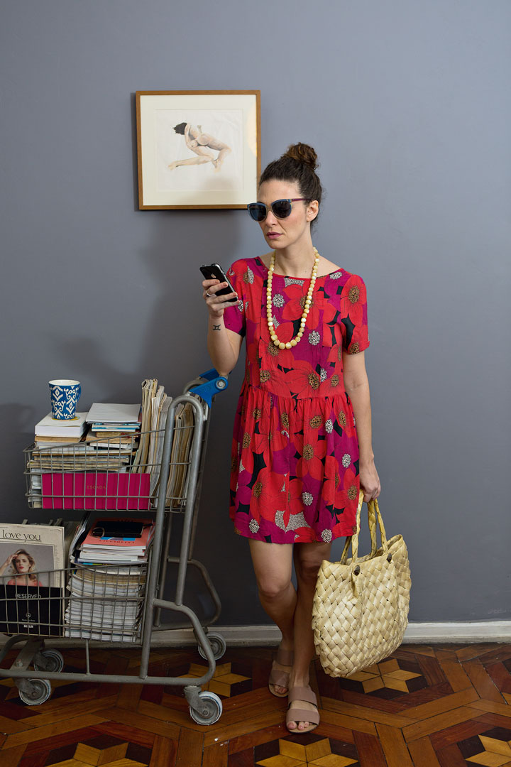 Vestido Farm / Sandália Via Mia / Colar da feirinha vintage da Gávea / Bolsa da minha avó / Óculos Pull&Bear