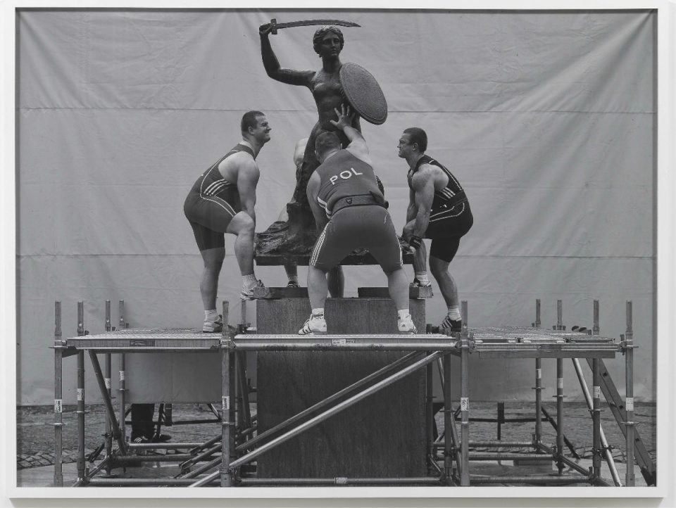 Syrenka, sereia símbolo da cidade. A estátua original foi levada para o Museu de Varsóvia em 2008