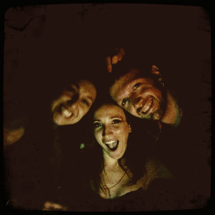 Com os queridos djs Clau Assef e Camilo Rocha, a mãe e o pai da Discology, festa que esquentou as pistas de São Paulo por 6 anos.