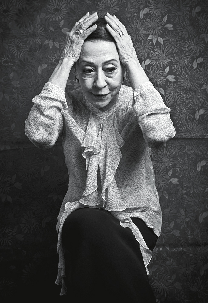 “Meu Deus, como estou parecida com a Simone de Beauvoir!”, disse ao  ver esta foto do ensaio