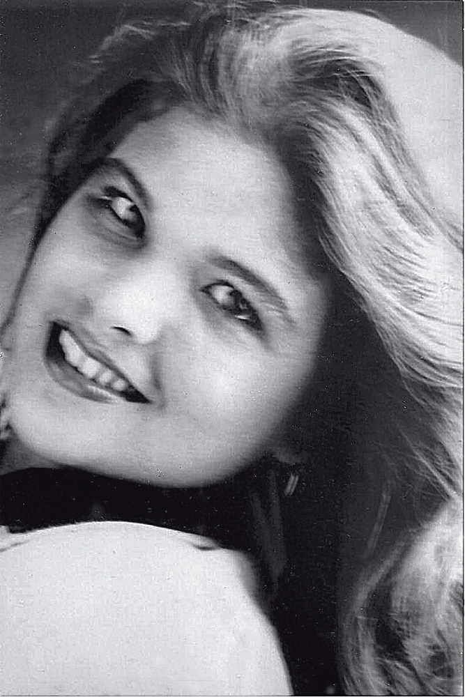 Em um editorial da Elle, clicado pelo fotógrafo J.R. Duran