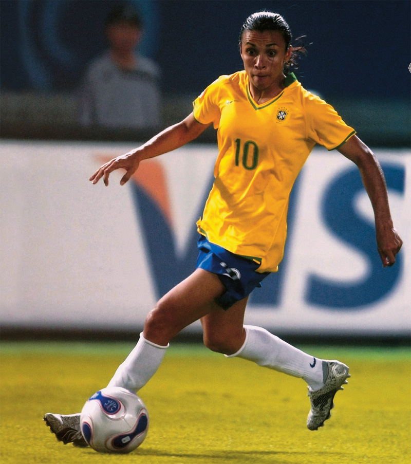 A meia-atacante na Copa do Mundo feminina, em 2007, na China, em que ficaram com a medalha de prata