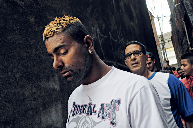 Nosso repórter segue Zina pelas quebradas da Xurupita