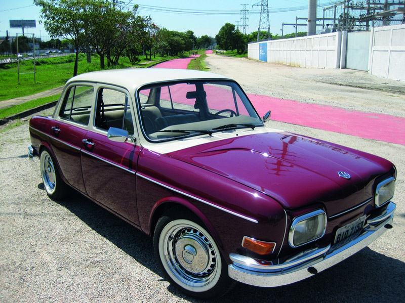 Lucas Soares ficou encantado com o primeiro Zé do Caixão que viu. Um ano depois, comprou o seu de 69 e reformou todinho. Com apenas 1200km rodados, sai a R$ 33.000,00. Tel.: (15) 9773-8678