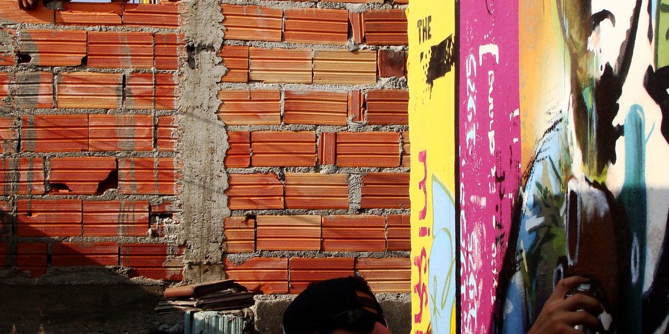 Desde pequenas nós comemos lixo