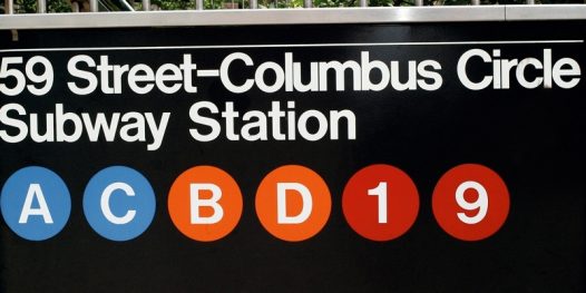 Uma barriga e um metrô