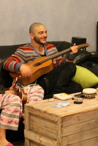 Volta ao Mundo em 12 Escolas