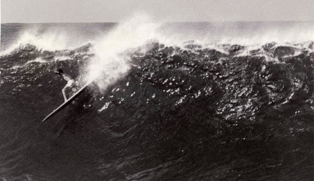 Jeff e o pai saindo de uma session no Havaí