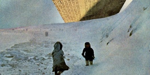 De tesoura e cola na mão