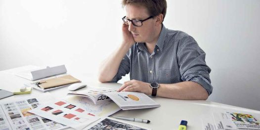 Uma revista que só cobre os fatos depois de todo mundo