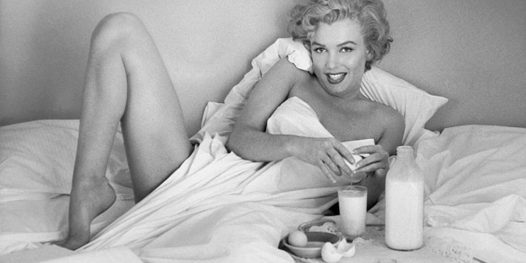 Comendo com as estrelas: jornalista testa a dieta de famosas