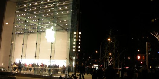 Você troca uma calcinha por um laptop?