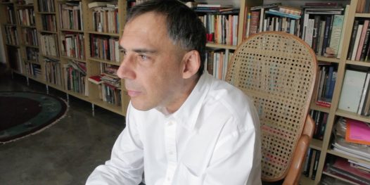 Arnaldo Antunes fala sobre novo disco, literatura e política