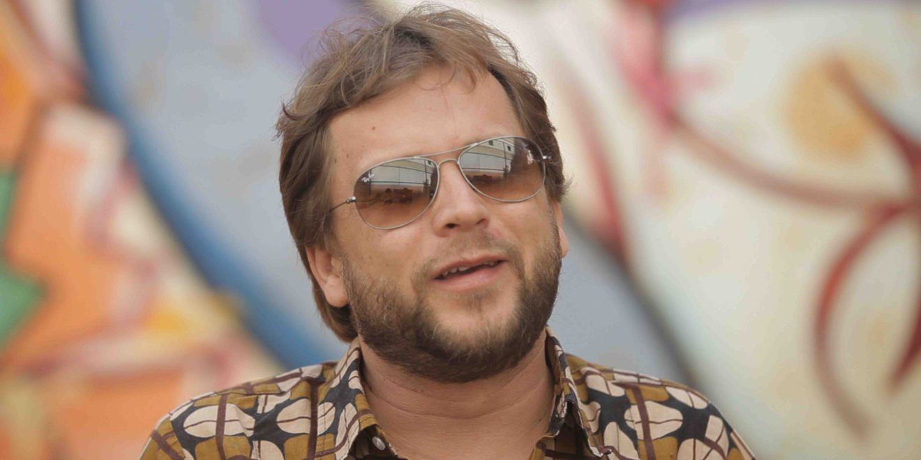 Novo filme de Eryk Rocha resgata paixão pelo futebol