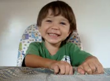 Fofurinha do dia: mini-fã da Tulipa Ruiz