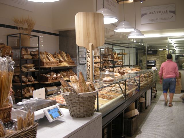 Pães no Eataly: difícil escolher