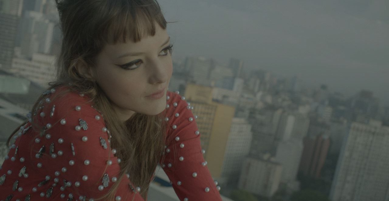 Mallu Magalhães na telona