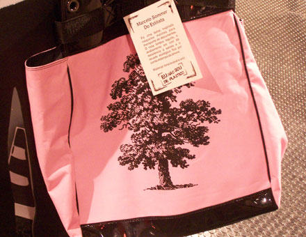 Abaixo as sacolinhas