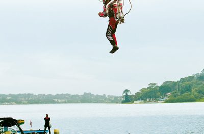Tá com pressa? Passa por cima