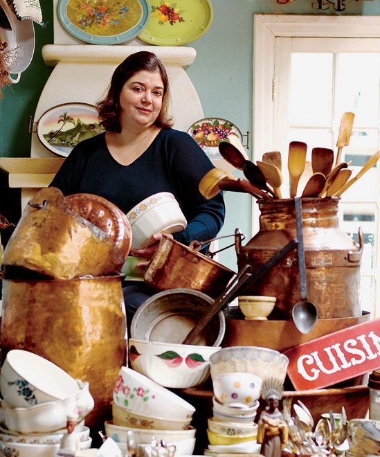 Heloísa Bacellar, entre panelas e tigelas