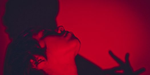 Toda Nudez Será Cá Instigada